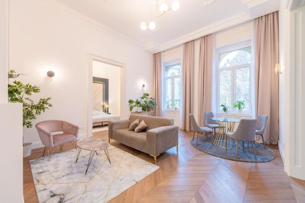 Apartment Palace Inn- Downtown Budapest